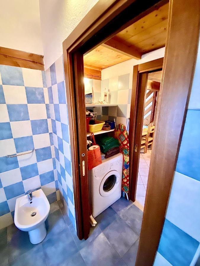 Attico Panoramico Con Soppalco Apartman Gignod Kültér fotó